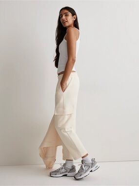 Brushed Pull-On Cargo Pants